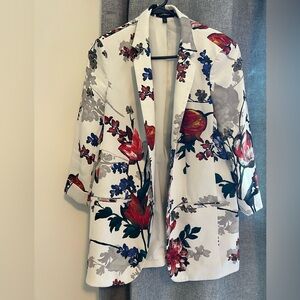 Gorgeous Express floral blazer